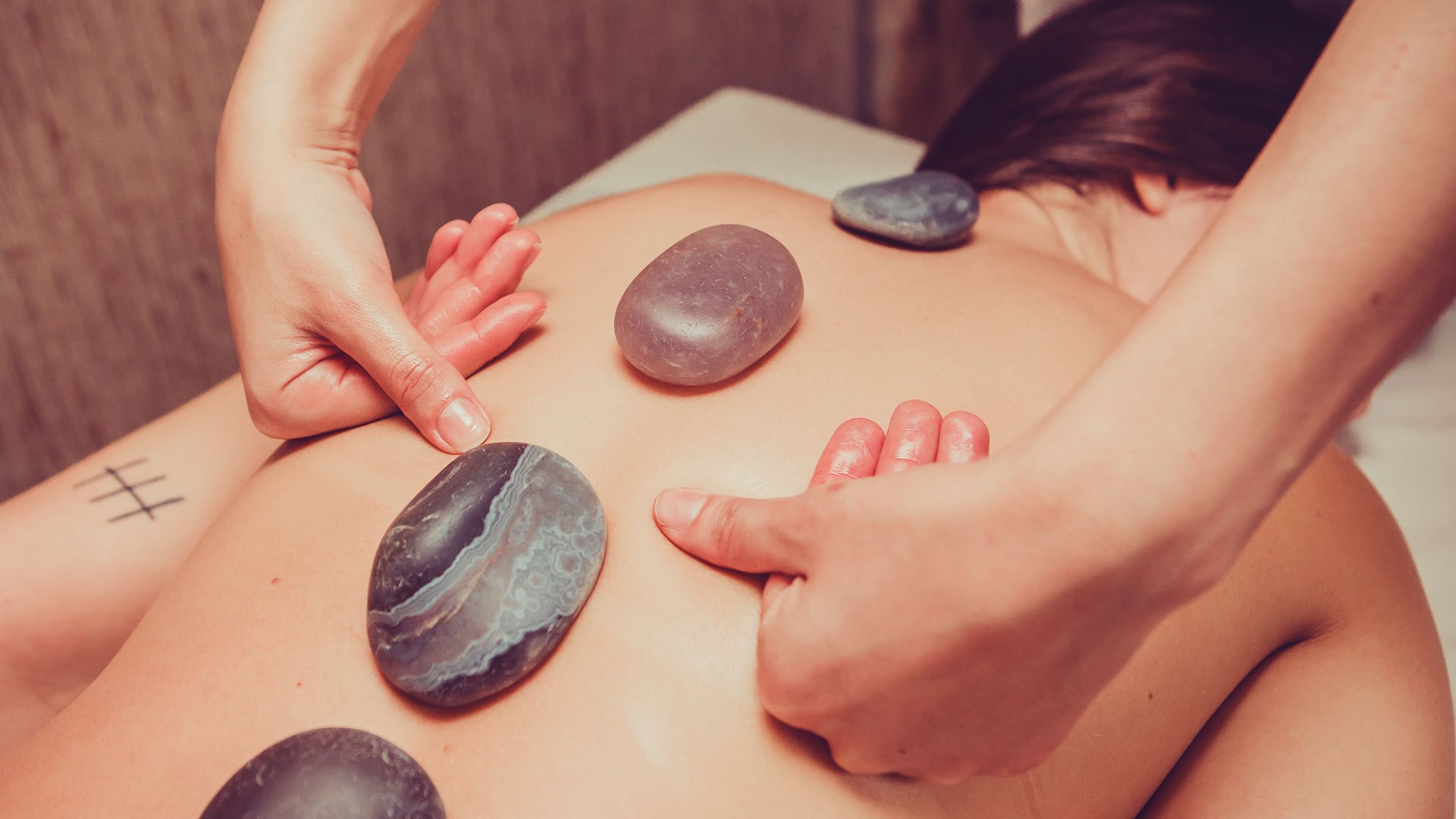 Imagem - Massagens Terapêuticas e Holísticas