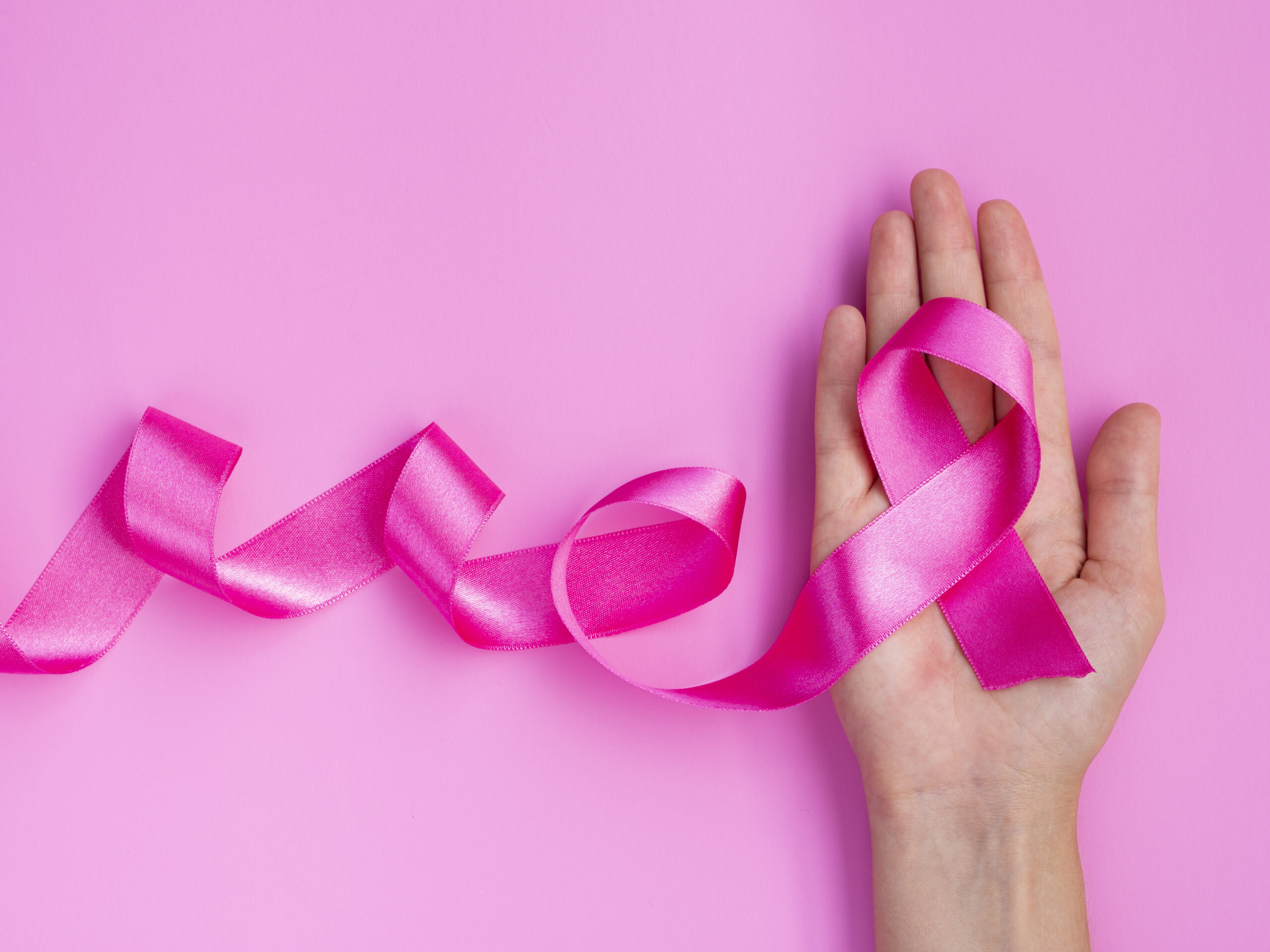 Outubro Rosa e autoestima: por que se cuidar também é prevenir